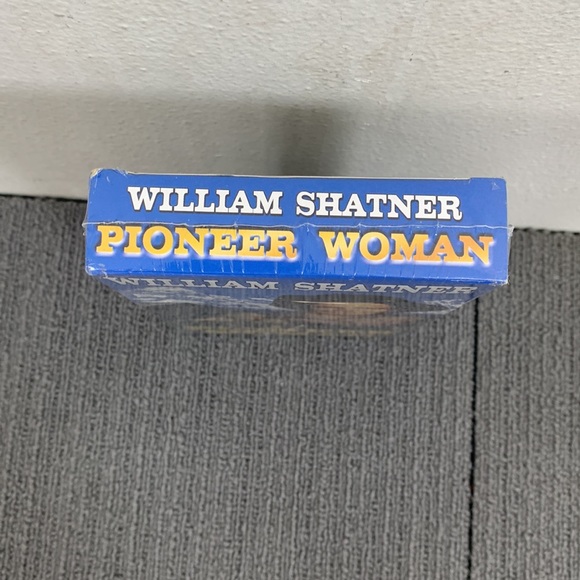 Pioneer Woman 1973 VHS 2000 William Shatner Helen Hunt New Sealed - Picture 2 of 9